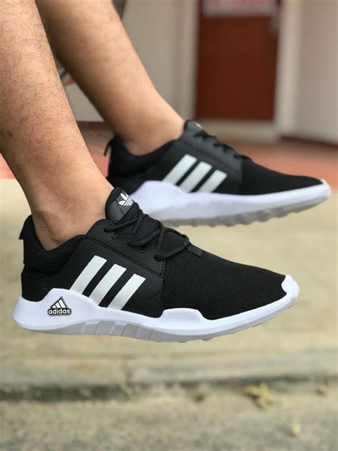 Amazon.com: Zapatillas Adidas De Hombre.